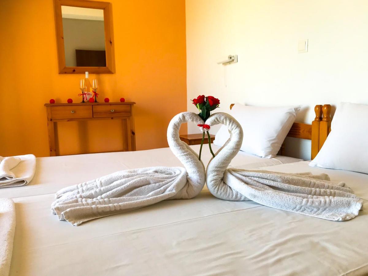 Virginia Apartments Vitaládes Екстериор снимка