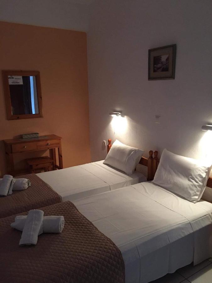Virginia Apartments Vitaládes Екстериор снимка